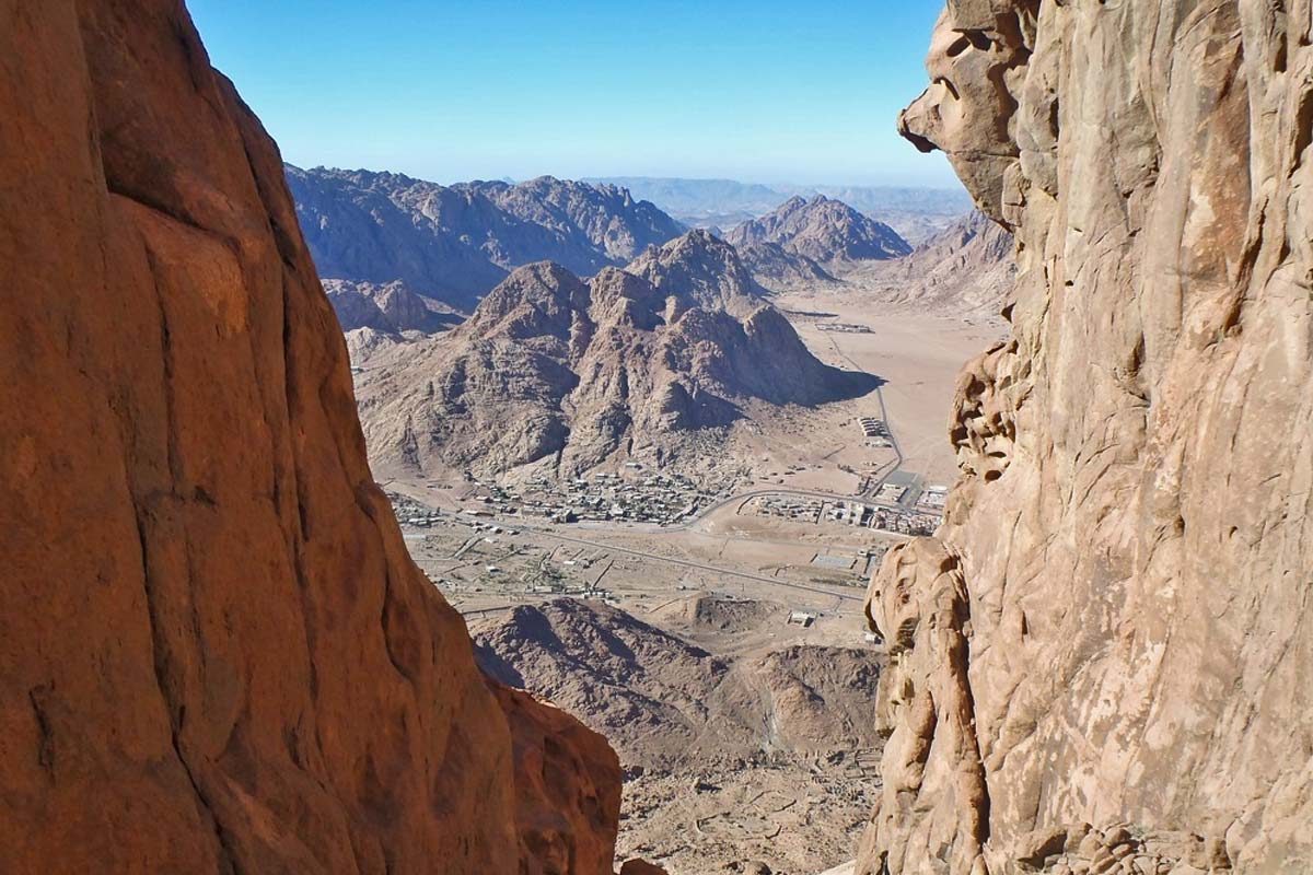 best rock climbing spots in Sinai, Egypt
